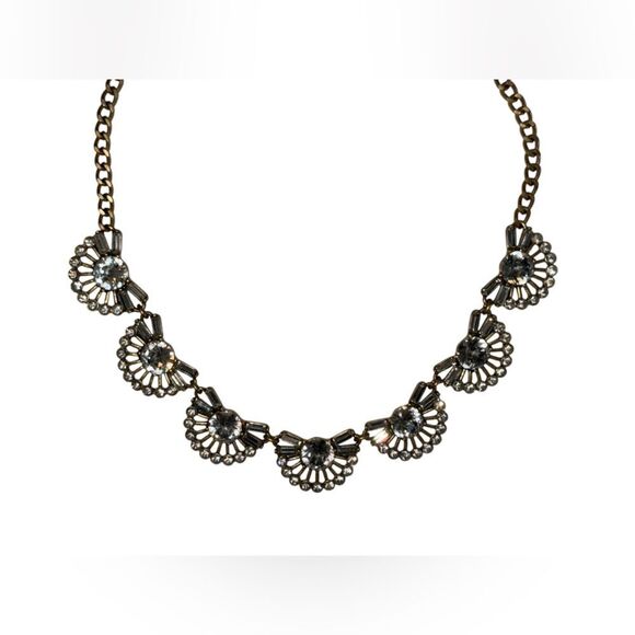 Elegant Silver Necklace with Crystal Accents - Picture 8 of 11